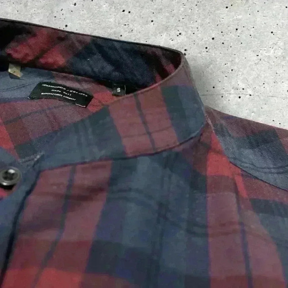 7 Diamonds plaid button down shirt small - Picture 5 of 7